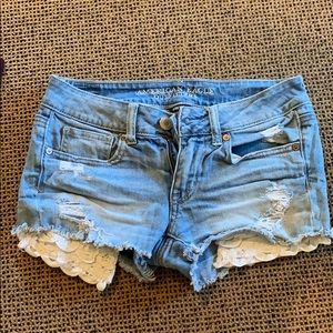 AMERICAN EAGLE JEAN SHORTS SIZE 2!!